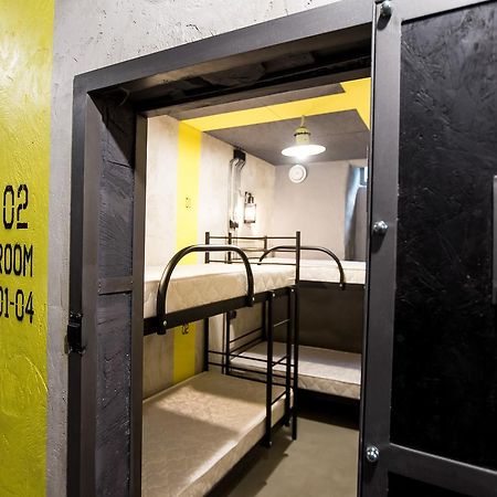 Lviv Loft Prison Pansiyon Dış mekan fotoğraf