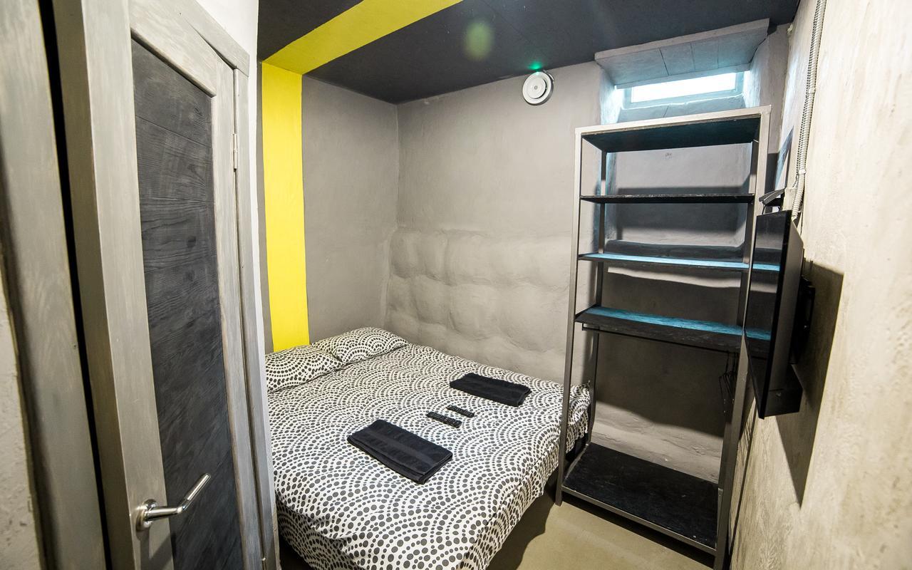 Lviv Loft Prison Pansiyon Dış mekan fotoğraf