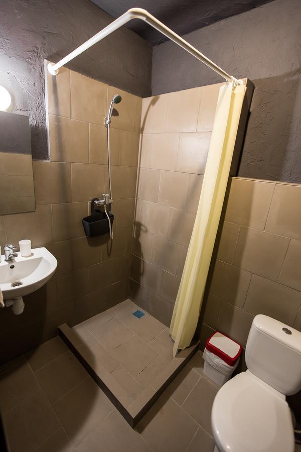 Lviv Loft Prison Pansiyon Dış mekan fotoğraf