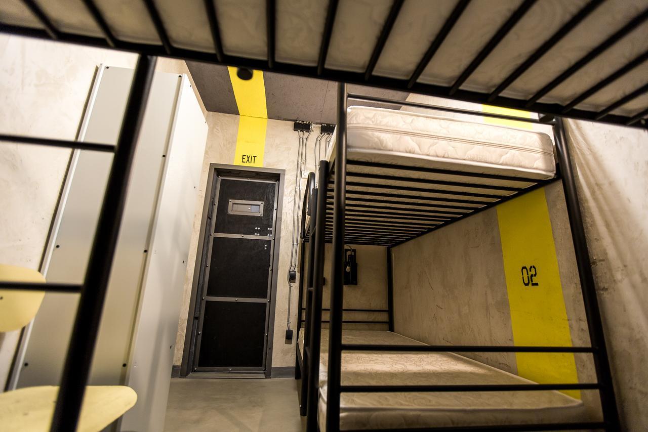 Lviv Loft Prison Pansiyon Dış mekan fotoğraf
