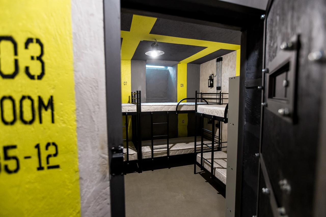 Lviv Loft Prison Pansiyon Dış mekan fotoğraf