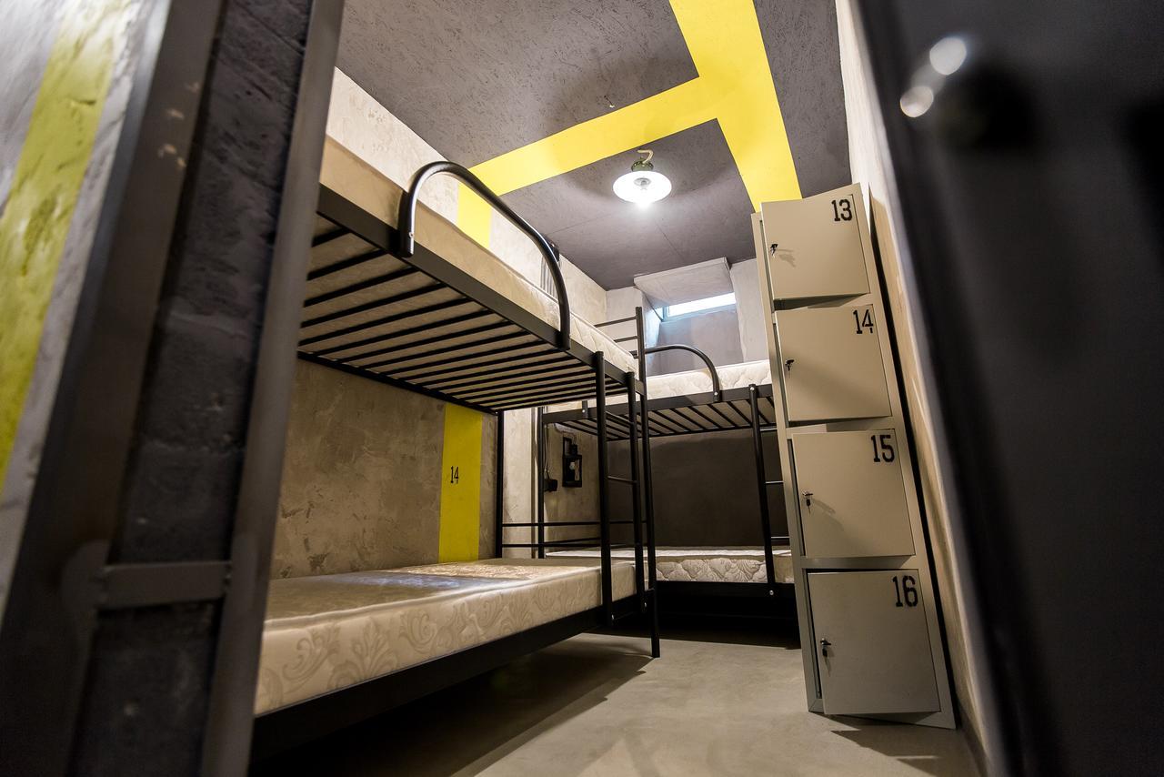 Lviv Loft Prison Pansiyon Dış mekan fotoğraf