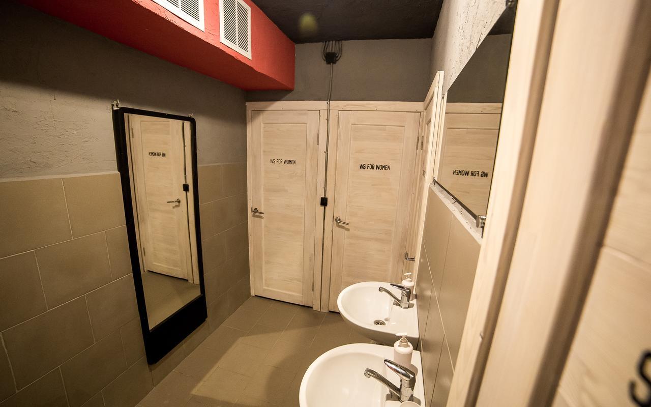 Lviv Loft Prison Pansiyon Dış mekan fotoğraf