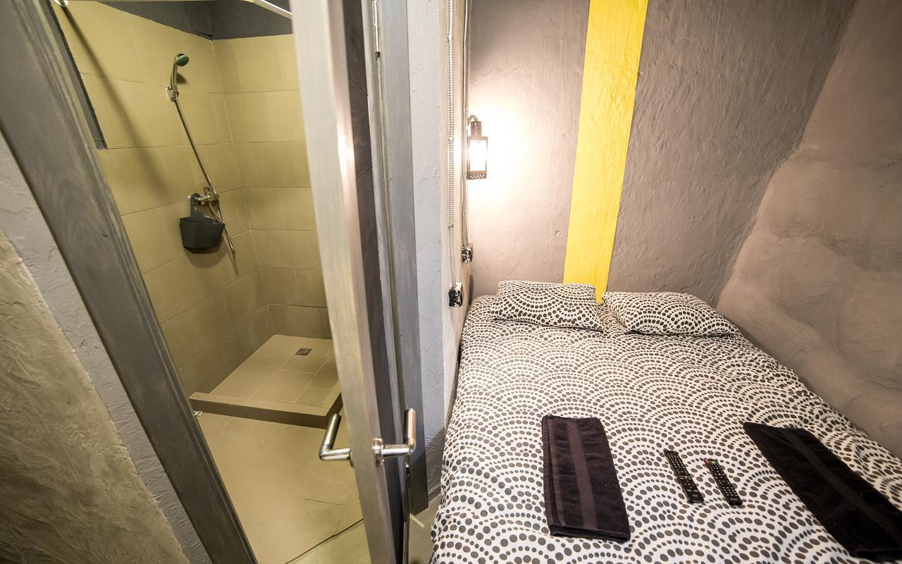 Lviv Loft Prison Pansiyon Dış mekan fotoğraf