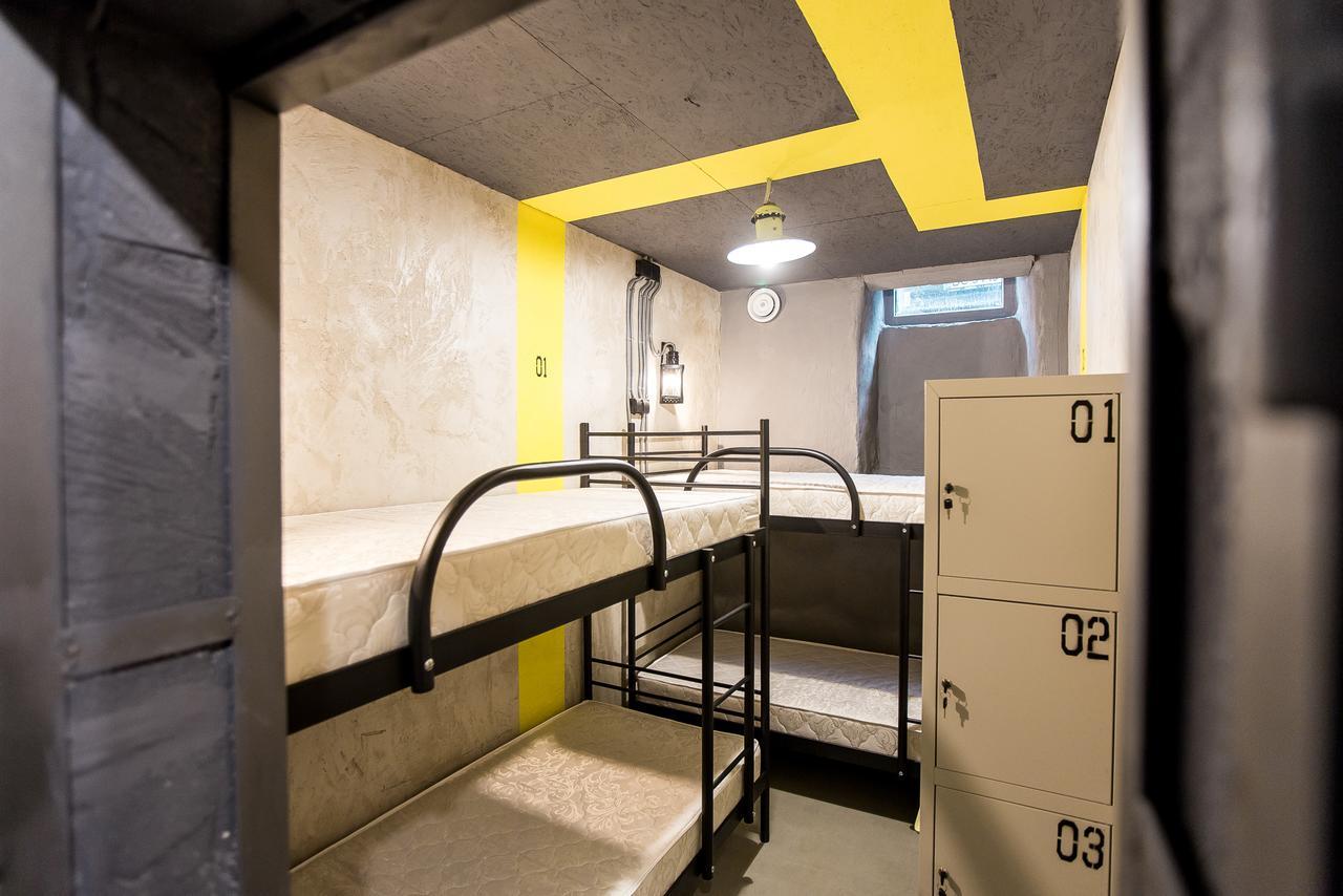 Lviv Loft Prison Pansiyon Dış mekan fotoğraf