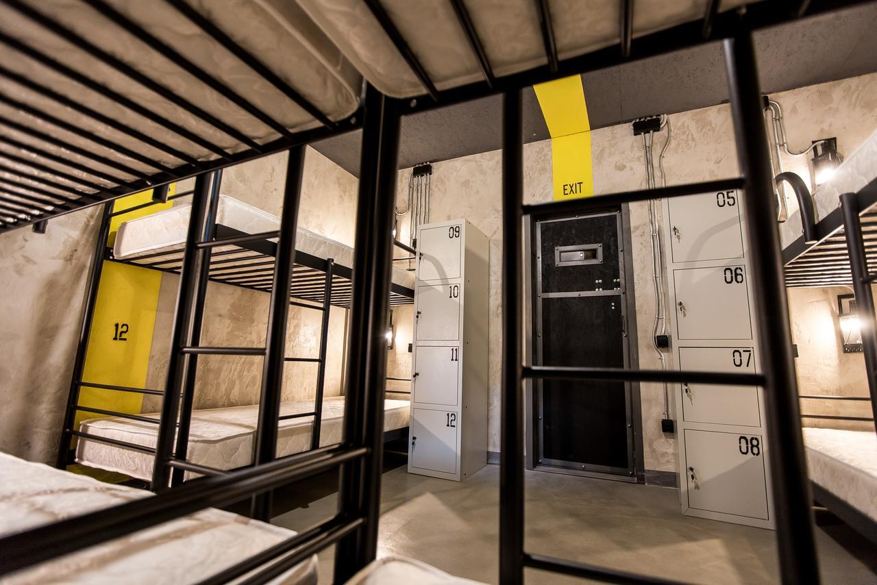 Lviv Loft Prison Pansiyon Dış mekan fotoğraf