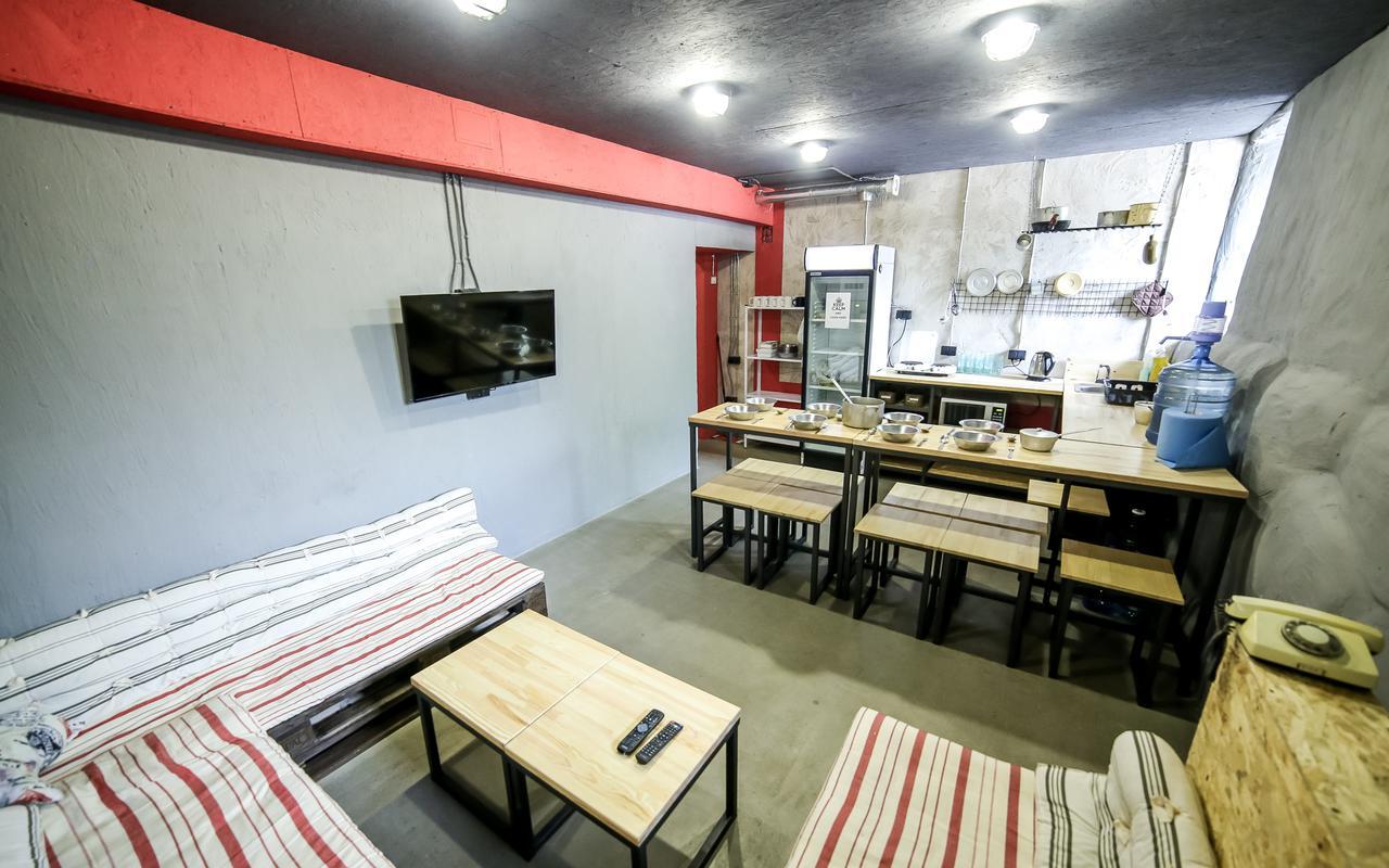 Lviv Loft Prison Pansiyon Dış mekan fotoğraf