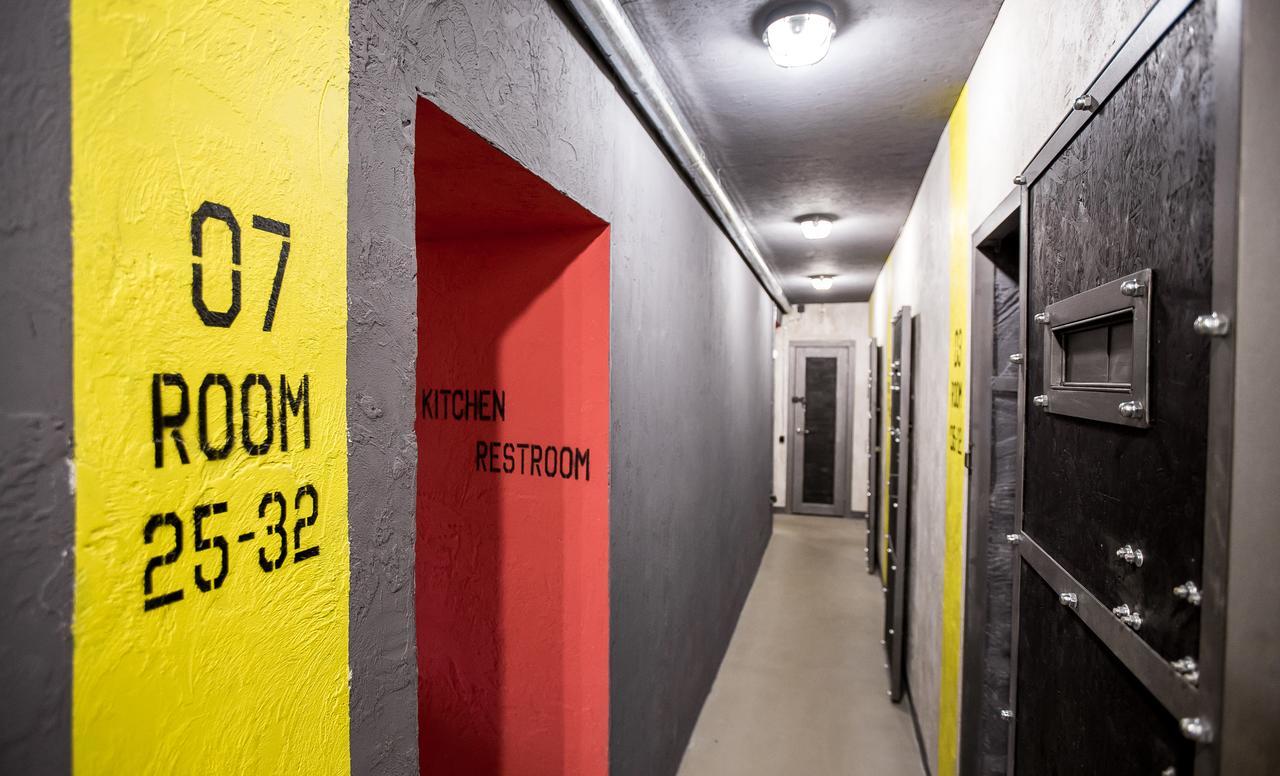 Lviv Loft Prison Pansiyon Dış mekan fotoğraf